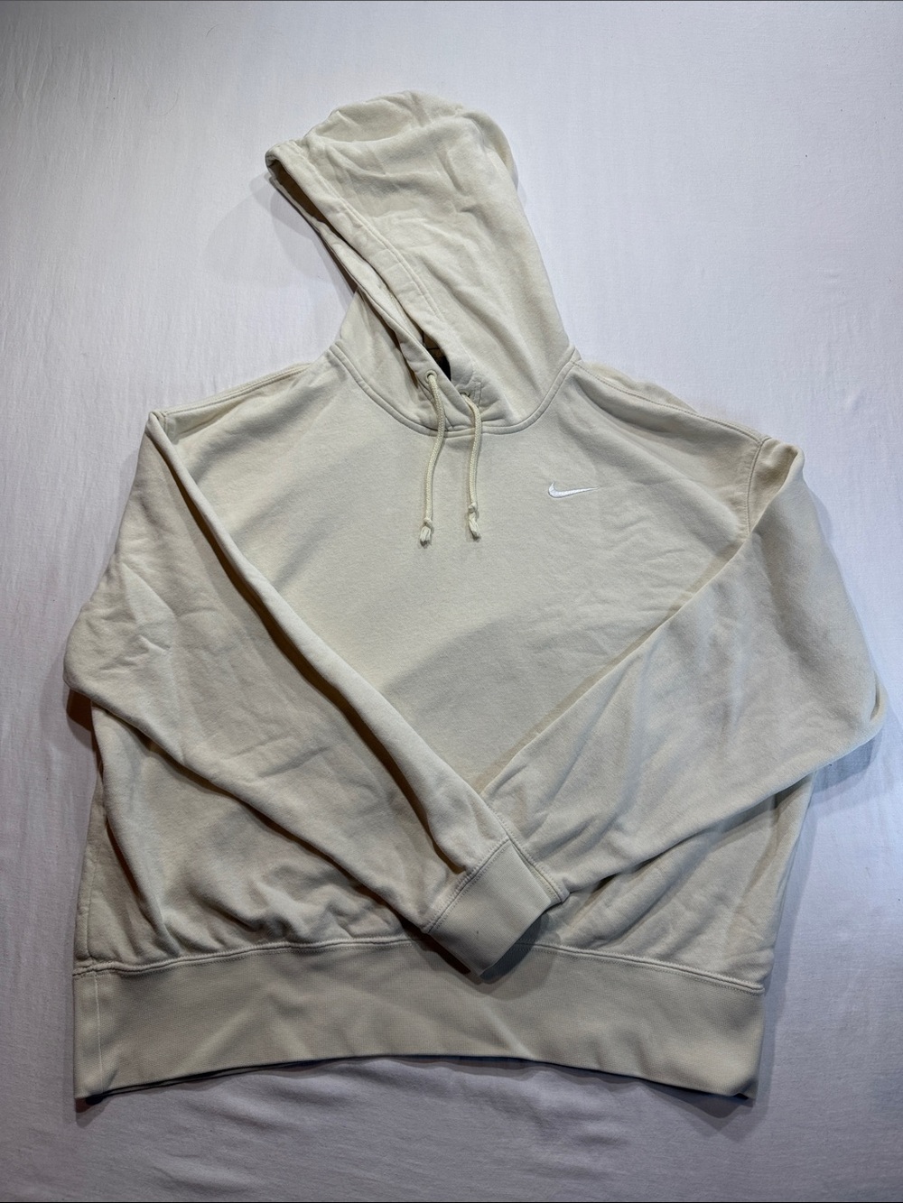 Nike Off-White/Cream Classic Pullover Hoodie with Embroidered Swoosh medium
